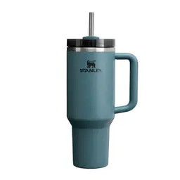 STANLEY Quencher H2.0 Trinkflasche mit Strohhalm 1.2L - Kühlt 11 Stunden - BPA frei - Blue Spruce