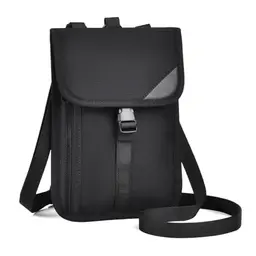 Umllpet RFID Schutz Brustbeutel, Wasserabweisend, Unisex, Reisegeldbeutel für Pass, Kreditkarten & Smartphone, Schwarz