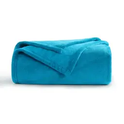 Aisbo Flauschige Kuscheldecke Türkis - Warme Fleece-Wohndecke für Kinder und Wohnzimmer, 130x150 cm