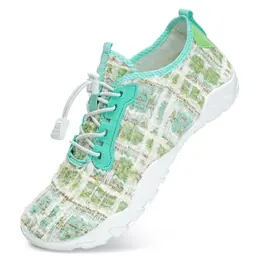 IceUnicorn Strandschuhe für Damen und Herren – Schnelltrocknende Aquaschuhe in Grün (Größe 40 EU)