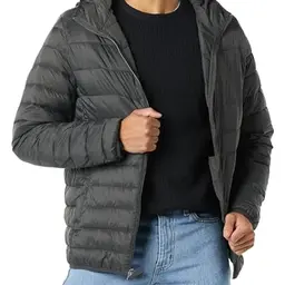 Amazon Essentials Herren Kapuzenjacke, leicht und wasserabweisend, Kohlegrau, M