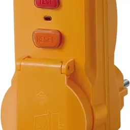 Brennenstuhl Personenschutz-Adapter BDI-A 2 30 IP54 für außen, zweipolige Abschaltung