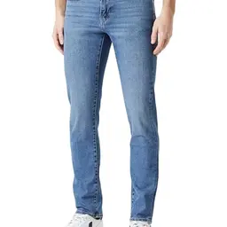 Amazon Essentials Herren Athletic-Fit Stretchjeans - Helle Waschung, 36W / 32L
