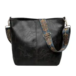Namenand Damen Umhängetasche aus Leder - Moderne Crossbody Bag mit Breitem Gurt - Schwarz