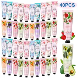 40er Set Handcreme für Damen - Feuchtigkeitspflege für trockene Hände & Füße - Ideal als Geschenk für Muttertag, Weihnachten & Geburtstage