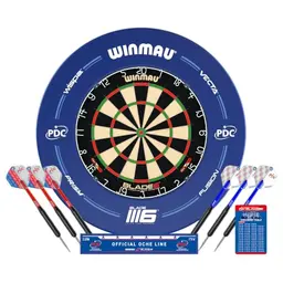 WINMAU PDC Blade 6 Dartscheibe Set mit 2 Darts, Oche & Checkout-Karte – Professionelle Sisal Dartscheibe für Zuhause