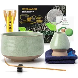 TEANAGOO Matcha Set - 7-teiliges Set mit Schale, Besen, Schaufel und Sieb - Grün mit schwarzer Naht