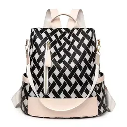 JSNOM Damen Rucksack Wasserdicht: Eleganter Casual Daypack für Universität und Alltag (Schwarz)