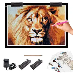 A2 LED Leuchttisch, ultradünn und dimmbar, ideal für Diamond Painting und Zeichnen, inklusive 2 Multifunktionsclips und Adapter