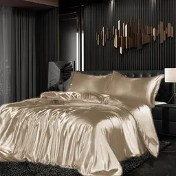 Luxus Bettwäsche Set Satin 200x200cm in Gold, 3-teilig, mit Kissenbezügen 80x80cm, glänzend und weich