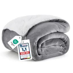 BEDSURE Kuscheldecke Warm Sherpa Wolldecke - Sofadecke, 150x200 cm, Grau