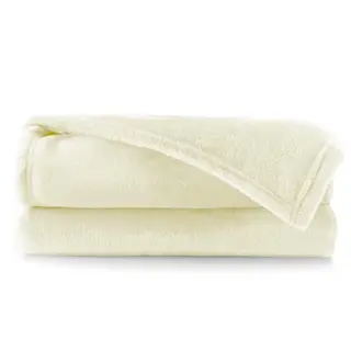 DecoKing Kuscheldecke 150x200 cm Ecru - Weiche Fleece Tagesdecke in Ivory