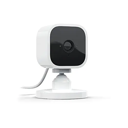 Blink Mini – Smarte Innenüberwachungskamera, 1080p HD, Nachtsicht, Zwei-Wege-Audio, Alexa-kompatibel – 1 Kamera (weiß)