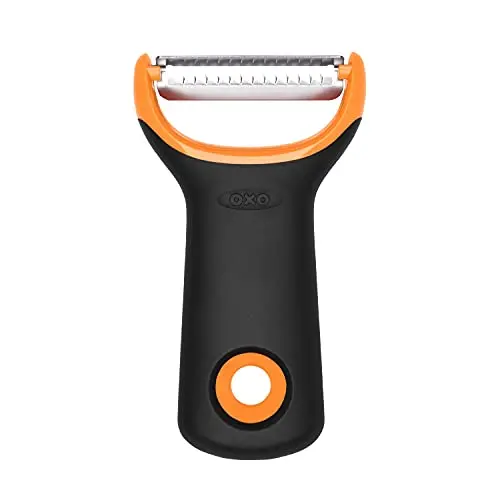 OXO Good Grips Schäler mit Julienne-Funktion