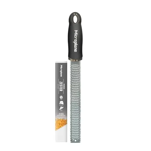 Microplane Zester in Schwarz für Zitrus, Käse, Ingwer, Schokolade & Muskatnuss