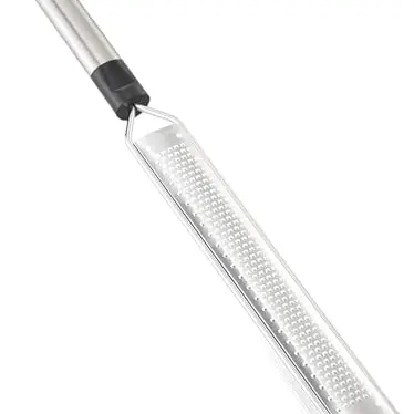 Leifheit Microcut Reibe fein - Scharfe Klingen aus rostfreiem Edelstahl im eleganten Design, ideal zum Servieren