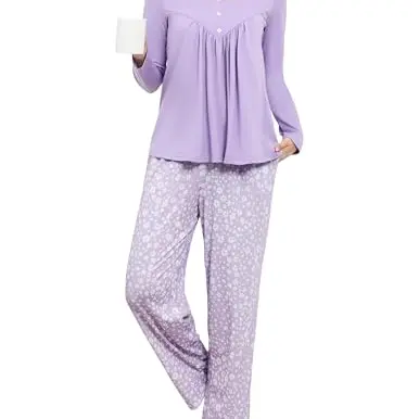 Eleganter Damen Schlafanzug aus Baumwolle - Langarm Pyjama Set mit V-Ausschnitt in Lila