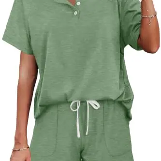 Desol Damen Jogginganzug Zweiteiler Sommer mit Henley V-Ausschnitt, Kurzarm-Shirt und Shorts