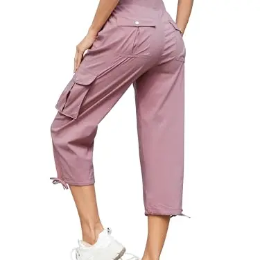Damen 3/4 Sommer Cargohose Capri Jogginghose Leichte Outdoor Reisehose mit 6 Taschen (Dunkelrosa, M)