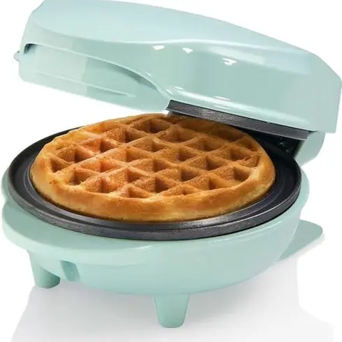 Bestron Mini-Waffeleisen für klassische Waffeln im Retro Design, 550 Watt, Farbe: Mint