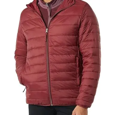 Amazon Essentials Herren Leichte Wasserabweisende Kapuzenjacke, Dunkelrot, Größe M