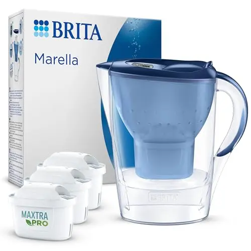 BRITA Wasserfilter Kanne Marella blau (2,4l) mit 3 MAXTRA PRO Kartuschen – Reduziert Kalk, Chlor und störende Geschmackstoffe