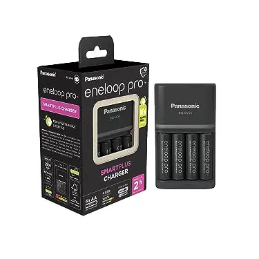 eneloop pro SmartPlus Ladegerät für 1-4 AA/AAA Akkus, inkl. 4 eneloop pro AA Akkus (2500 mAh)