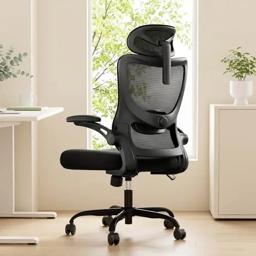 Marsail Ergonomischer Bürostuhl mit verstellbarer Lordosenstütze, Kopfstütze, Armlehnen, Höhen- und Wippfunktion, Schwarz