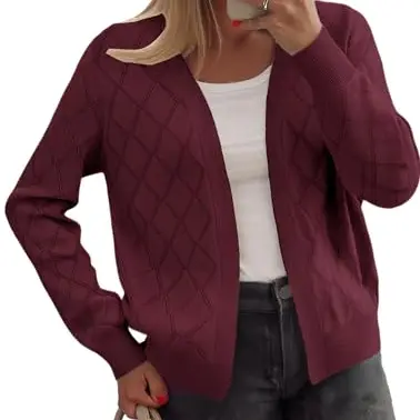 POMTIMCO Damen Strickjacke mit V-Ausschnitt und Lochmuster, weich und leicht, elegant, Weinrot, Größe M
