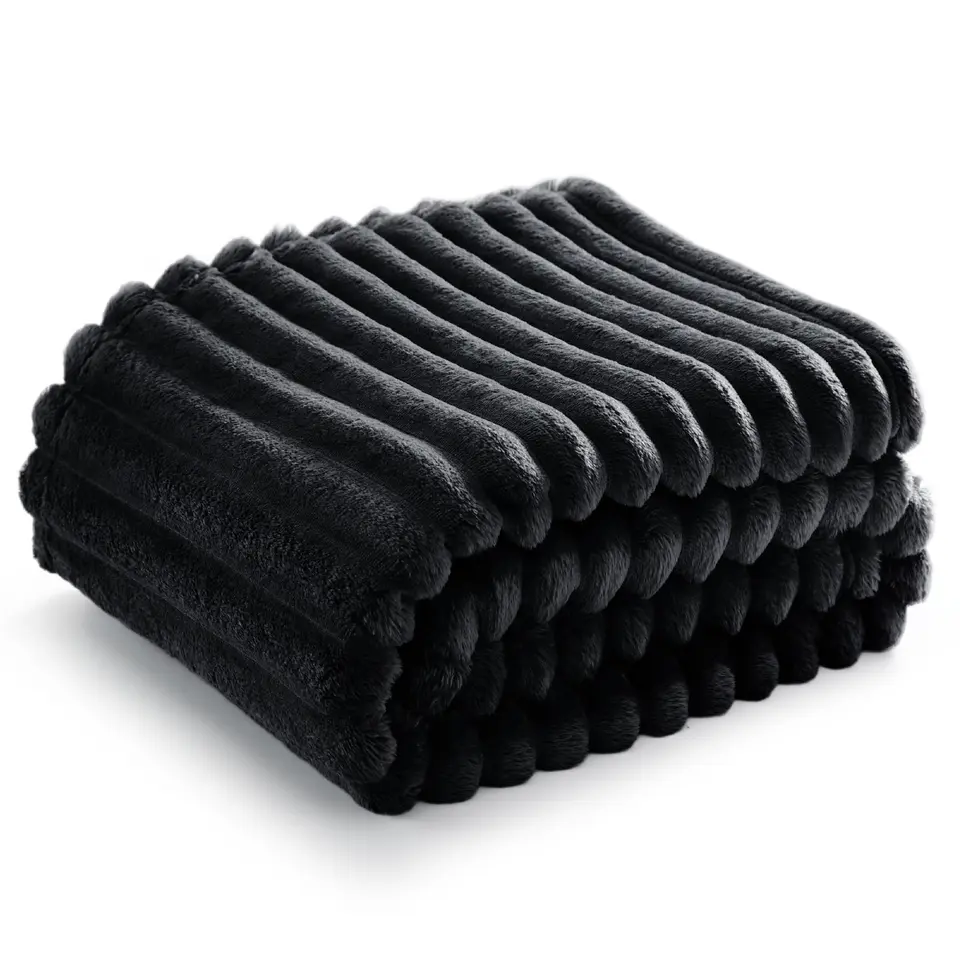 BEDSURE Kuscheldecke für Zimmer Deko, Sofadecke, Weiche warme Wolldecke, 130 x 170 cm, Schwarz